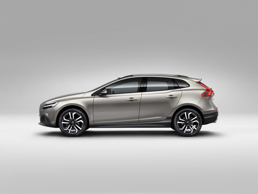  Volvo V40 Cross Country T5 2016 года  (фото 9 из 9)